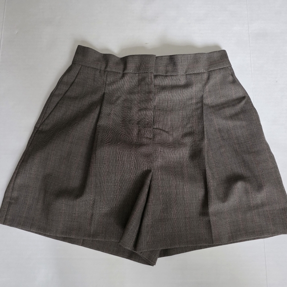 Sandro Size 38 Classic Brown Women's Shorts Used Lake New. - Picture 1 of 14